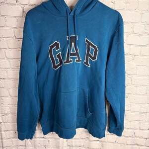 GAP Heavyweight Fleece Lined Embroidered Logo Zip Up...